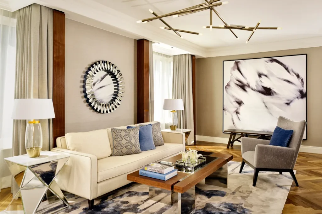 The Ritz-Carlton Berlin, Carlton Club Suite