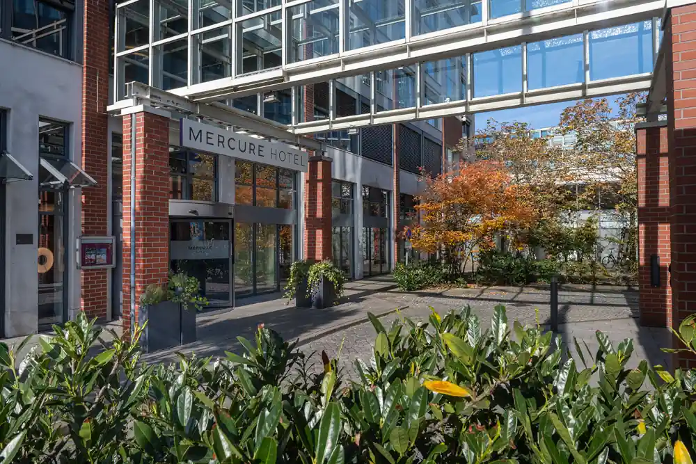 Außenansicht - Mercure Hotel Berlin Tempelhof