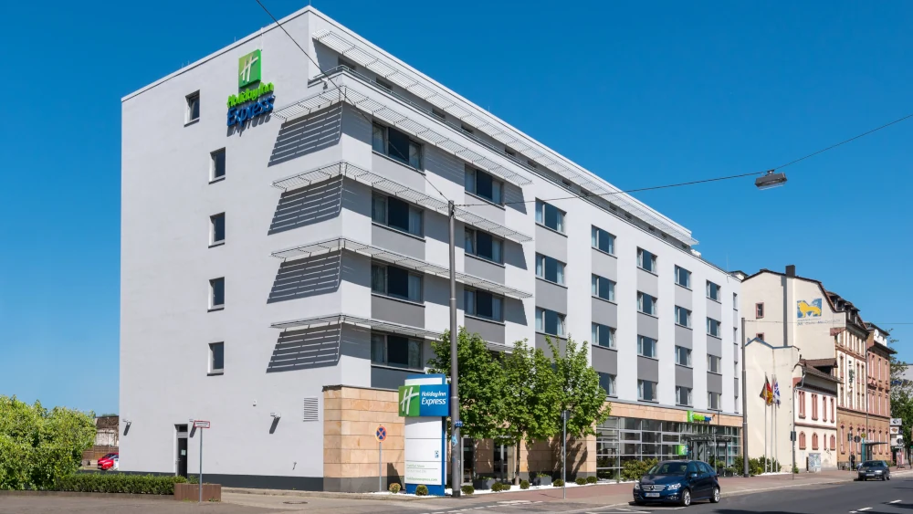 Herzlich Willkommen im Holiday Inn Express Frankfurt - Messe