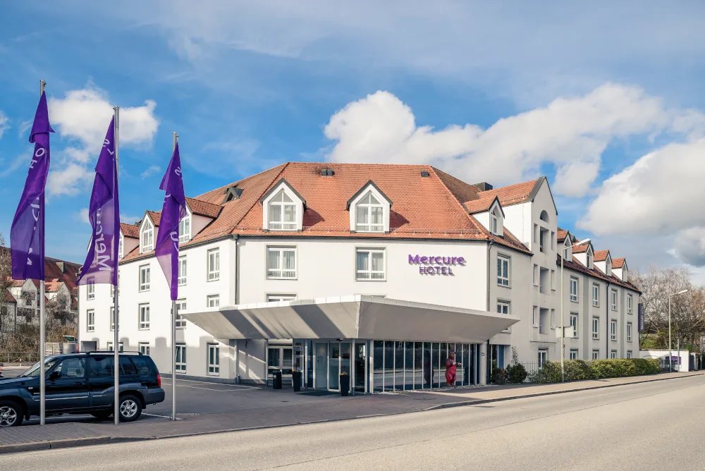 Außenansicht des Mercure Hotel München Airport Freising