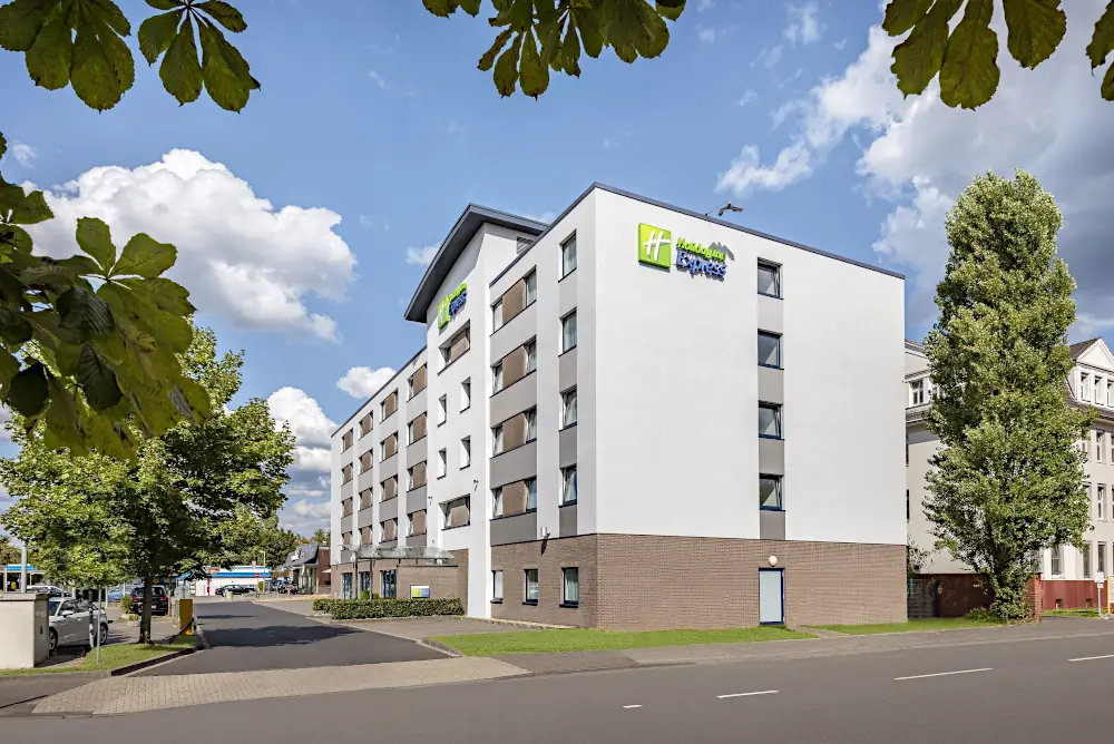 Herzlich Willkommen im Holiday Inn Express Köln - Mülheim