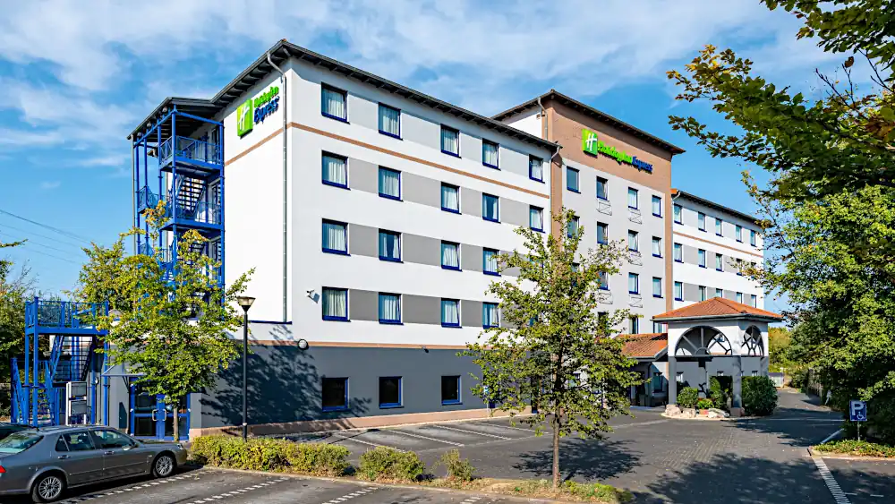 Herzlich Willkommen im Holiday Inn Express Köln - Troisdorf