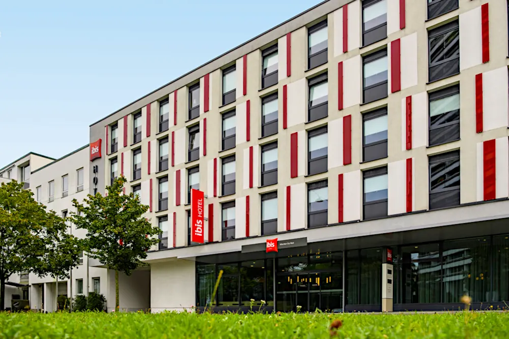 Außenansicht des ibis München City West