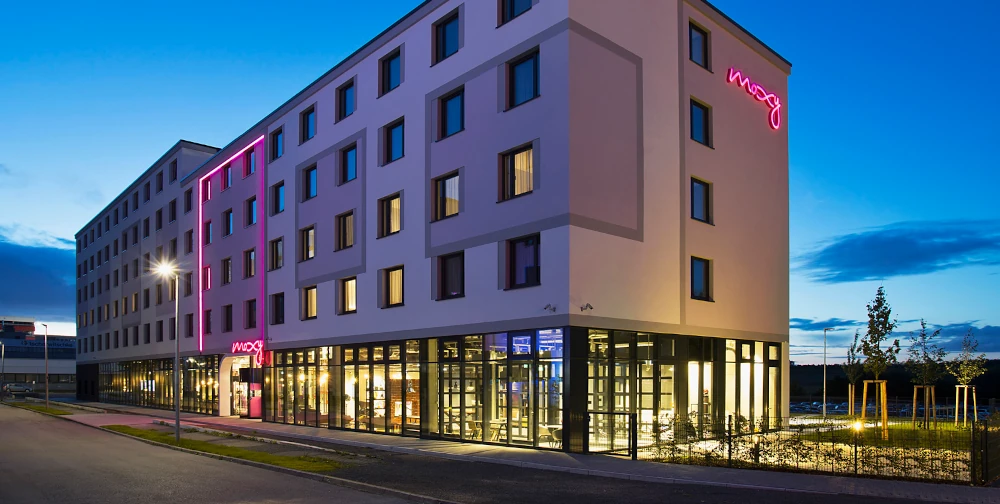 Außenansicht des Moxy Stuttgart Airport Messe