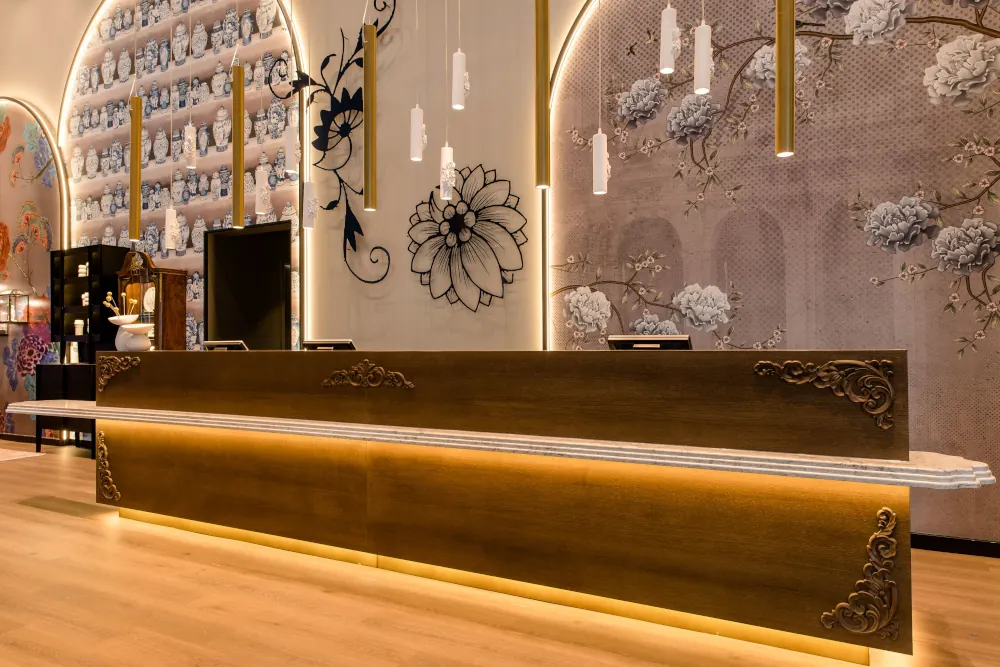 Rezeption des Motel One Dresden am Zwinger