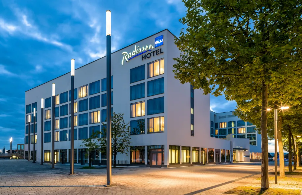 Außenansicht des Radisson Blu Hotel Hannover